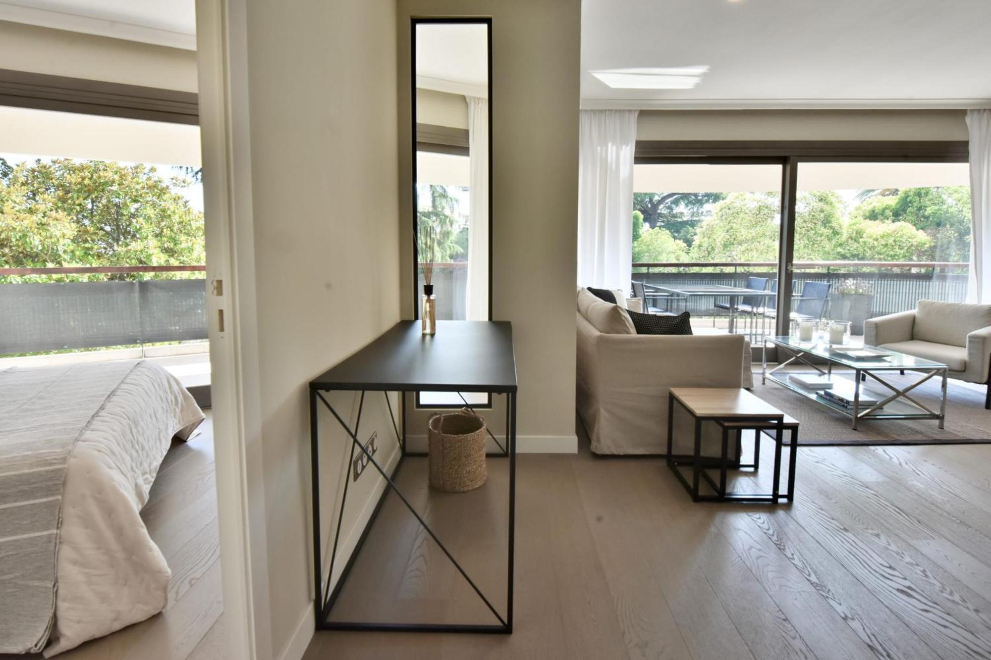 Cannes - 2-Br Flat 15-Min Walk To The Beaches Екстериор снимка